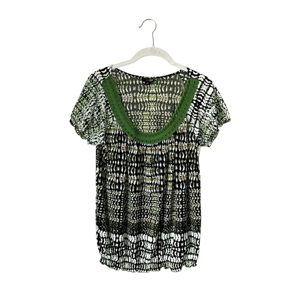 East5th Black and Green Patterned Blouse: Y2K, 2000s